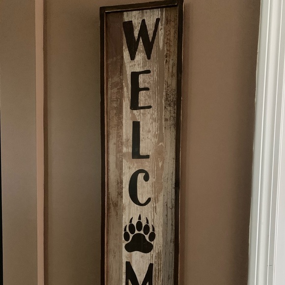 Rustic Welcome Sign - Picture 2 of 4